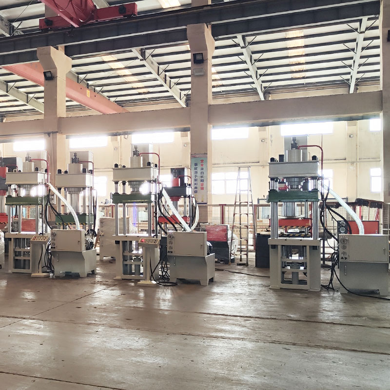 100T三梁四柱多杆顶出液压机